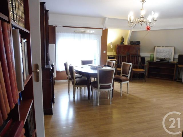 Appartement F5 à vendre - 5 pièces - 83.93 m2 - BEAUVAIS - 60 - PICARDIE - Century 21 Immobilière Nord Picardie Appartement F5 à vendre - 5 pièces - 83.93 m2 - BEAUVAIS - 60 - PICARDIE - Century 21 Immobilière Nord Picardie