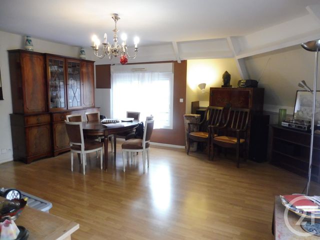 Appartement F5 à vendre - 5 pièces - 83.93 m2 - BEAUVAIS - 60 - PICARDIE - Century 21 Immobilière Nord Picardie Appartement F5 à vendre - 5 pièces - 83.93 m2 - BEAUVAIS - 60 - PICARDIE - Century 21 Immobilière Nord Picardie