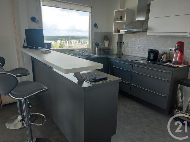 Appartement F5 à vendre - 5 pièces - 95.88 m2 - BEAUVAIS - 60 - PICARDIE - Century 21 Immobilière Nord Picardie Appartement F5 à vendre - 5 pièces - 95.88 m2 - BEAUVAIS - 60 - PICARDIE - Century 21 Immobilière Nord Picardie