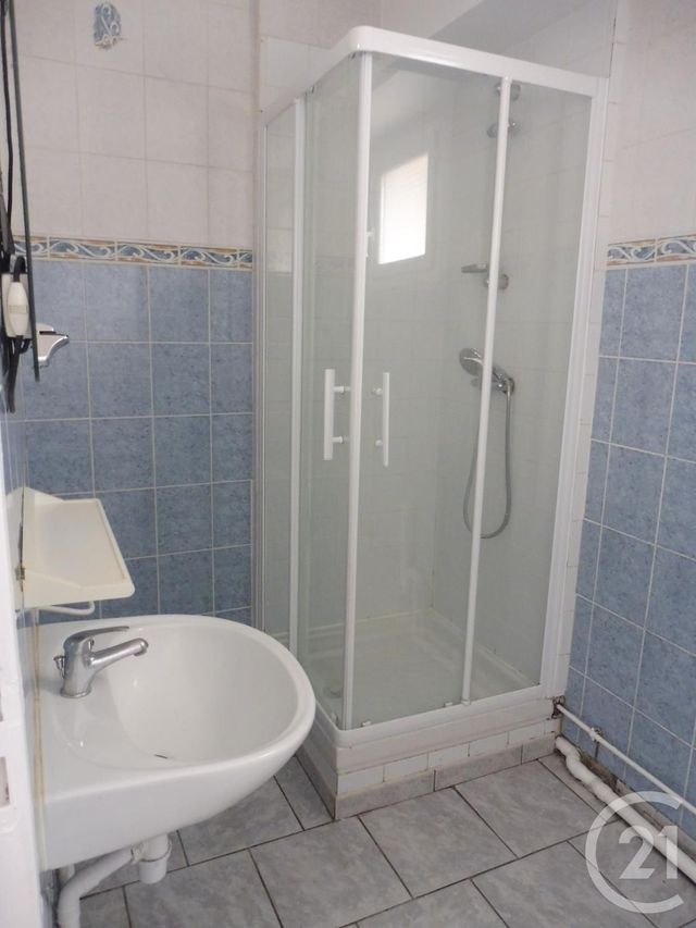 Appartement F2 à louer - 2 pièces - 47.88 m2 - ROCHY CONDE - 60 - PICARDIE - Century 21 Immobilière Nord Picardie Appartement F2 à louer - 2 pièces - 47.88 m2 - ROCHY CONDE - 60 - PICARDIE - Century 21 Immobilière Nord Picardie