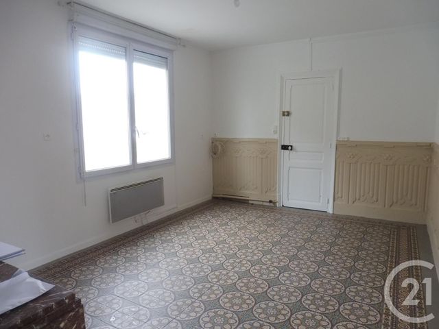 Appartement F2 à louer - 2 pièces - 47.88 m2 - ROCHY CONDE - 60 - PICARDIE - Century 21 Immobilière Nord Picardie Appartement F2 à louer - 2 pièces - 47.88 m2 - ROCHY CONDE - 60 - PICARDIE - Century 21 Immobilière Nord Picardie