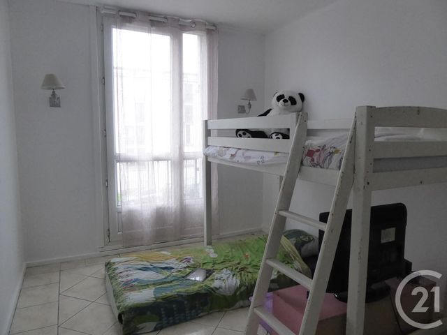 Appartement F4 à louer - 4 pièces - 80.4 m2 - BEAUVAIS - 60 - PICARDIE - Century 21 Immobilière Nord Picardie Appartement F4 à louer - 4 pièces - 80.4 m2 - BEAUVAIS - 60 - PICARDIE - Century 21 Immobilière Nord Picardie