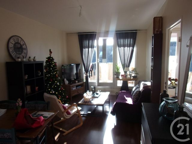 Afficher la photo en grand Appartement Duplex à louer - 2 pièces - 56.0 m2 - BEAUVAIS - 60 - PICARDIE - Century 21 Immobilière Nord Picardie