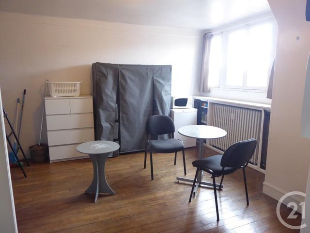 Afficher la photo en grand Studio à louer - 1 pièce - 22.74 m2 - BEAUVAIS - 60 - PICARDIE - Century 21 Immobilière Nord Picardie