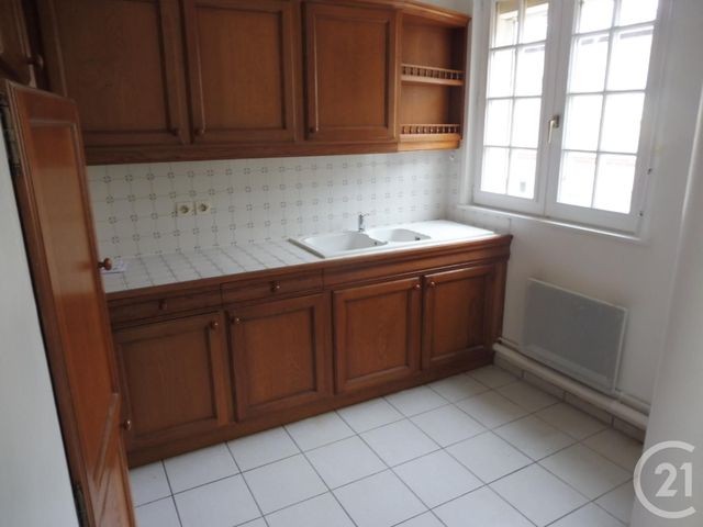 Afficher la photo en grand Appartement F2 à louer - 2 pièces - 52.15 m2 - BEAUVAIS - 60 - PICARDIE - Century 21 Immobilière Nord Picardie