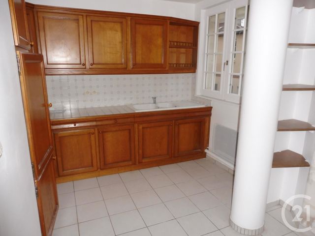 Afficher la photo en grand Appartement F2 à louer - 2 pièces - 52.15 m2 - BEAUVAIS - 60 - PICARDIE - Century 21 Immobilière Nord Picardie