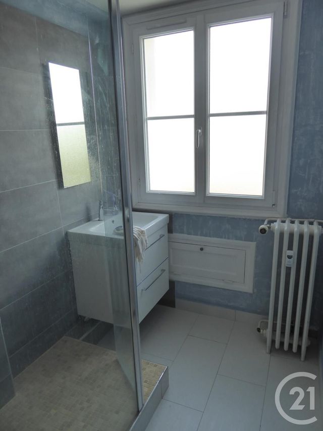 Afficher la photo en grand Appartement F3 à louer - 3 pièces - 67.98 m2 - BEAUVAIS - 60 - PICARDIE - Century 21 Immobilière Nord Picardie