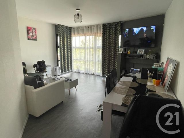 Appartement F2 à vendre - 2 pièces - 49.2 m2 - BEAUVAIS - 60 - PICARDIE - Century 21 Immobilière Nord Picardie