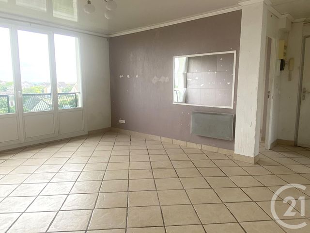 Appartement à vendre - 4 pièces - 64.92 m2 - BEAUVAIS - 60 - PICARDIE - Century 21 Immobilière Nord Picardie