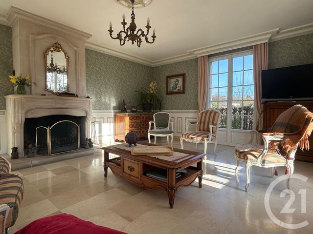 Afficher la photo en grand maison à vendre - 8 pièces - 182.9 m2 - THERDONNE - 60 - PICARDIE - Century 21 Immobilière Nord Picardie