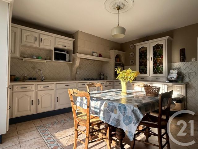 Afficher la photo en grand maison à vendre - 8 pièces - 182.9 m2 - THERDONNE - 60 - PICARDIE - Century 21 Immobilière Nord Picardie