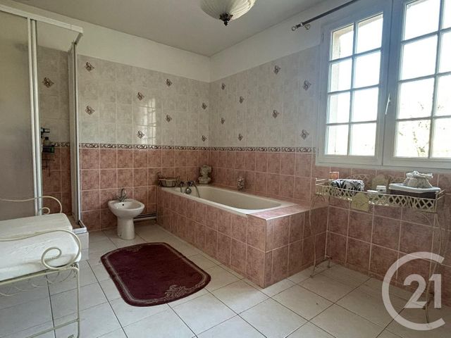 Afficher la photo en grand maison à vendre - 8 pièces - 182.9 m2 - THERDONNE - 60 - PICARDIE - Century 21 Immobilière Nord Picardie