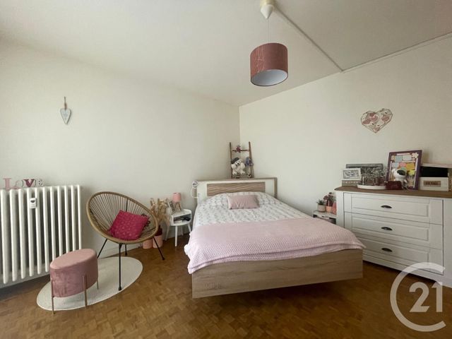 Appartement F4 à vendre - 4 pièces - 85.09 m2 - BEAUVAIS - 60 - PICARDIE - Century 21 Immobilière Nord Picardie