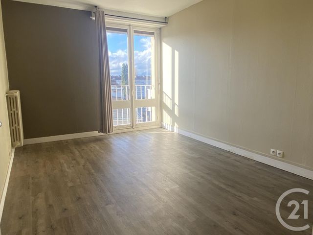 Appartement à vendre - 4 pièces - 79.27 m2 - BEAUVAIS - 60 - PICARDIE - Century 21 Immobilière Nord Picardie