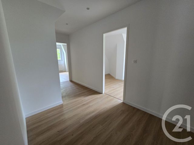 maison à louer - 9 pièces - 197.25 m2 - TILLE - 60 - PICARDIE - Century 21 Immobilière Nord Picardie