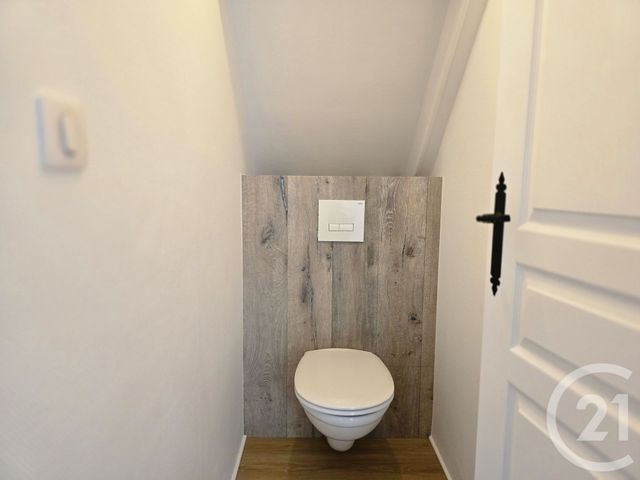 maison à louer - 9 pièces - 197.25 m2 - TILLE - 60 - PICARDIE - Century 21 Immobilière Nord Picardie