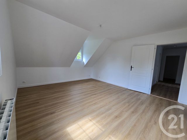 maison à louer - 9 pièces - 197.25 m2 - TILLE - 60 - PICARDIE - Century 21 Immobilière Nord Picardie