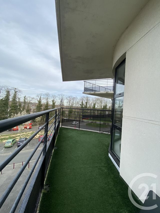 Appartement F3 à louer - 3 pièces - 62.0 m2 - BEAUVAIS - 60 - PICARDIE - Century 21 Immobilière Nord Picardie