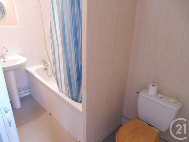 Appartement F1 à louer - 1 pièce - 24.64 m2 - BEAUVAIS - 60 - PICARDIE - Century 21 Immobilière Nord Picardie