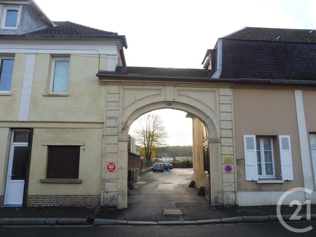 Appartement F1 à louer - 1 pièce - 24.64 m2 - BEAUVAIS - 60 - PICARDIE - Century 21 Immobilière Nord Picardie