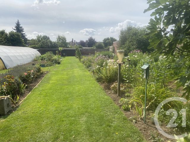 maison à vendre - 7 pièces - 191.0 m2 - BEAUVAIS - 60 - PICARDIE - Century 21 Immobilière Nord Picardie