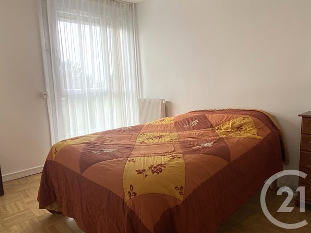 Appartement F5 à vendre - 5 pièces - 86.3 m2 - BEAUVAIS - 60 - PICARDIE - Century 21 Immobilière Nord Picardie