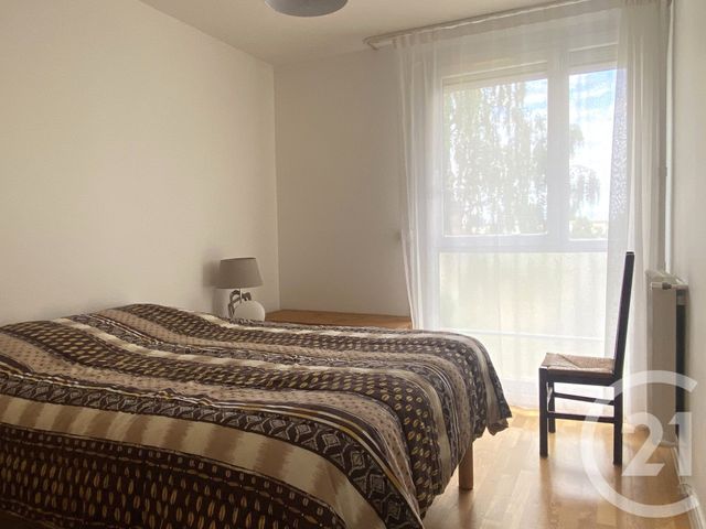 Appartement F5 à vendre - 5 pièces - 86.3 m2 - BEAUVAIS - 60 - PICARDIE - Century 21 Immobilière Nord Picardie