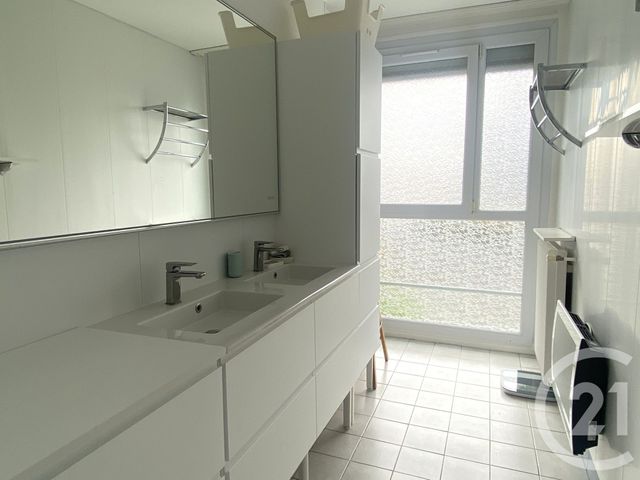 Appartement F5 à vendre - 5 pièces - 86.3 m2 - BEAUVAIS - 60 - PICARDIE - Century 21 Immobilière Nord Picardie