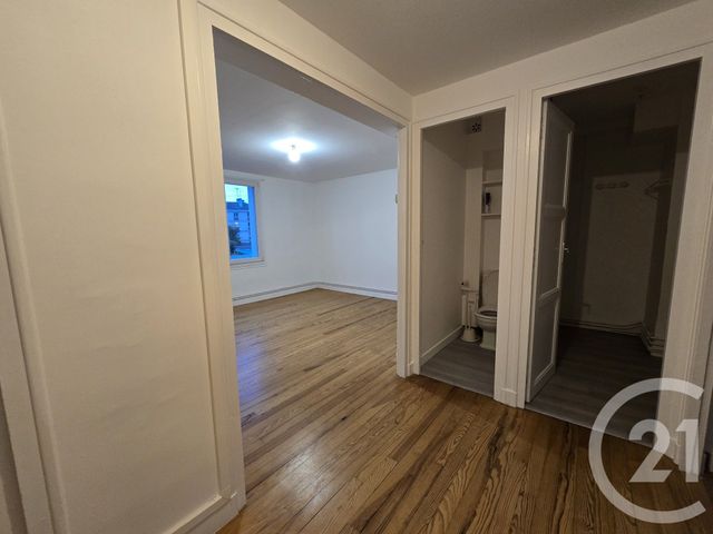 Appartement F3 à louer - 3 pièces - 65.7 m2 - BEAUVAIS - 60 - PICARDIE - Century 21 Immobilière Nord Picardie