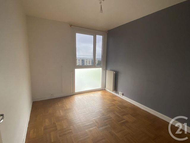 Appartement F5 à louer - 5 pièces - 99.72 m2 - BEAUVAIS - 60 - PICARDIE - Century 21 Immobilière Nord Picardie