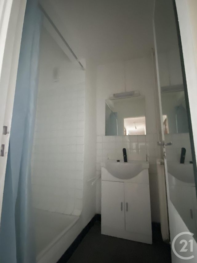 Appartement F5 à louer - 5 pièces - 99.72 m2 - BEAUVAIS - 60 - PICARDIE - Century 21 Immobilière Nord Picardie