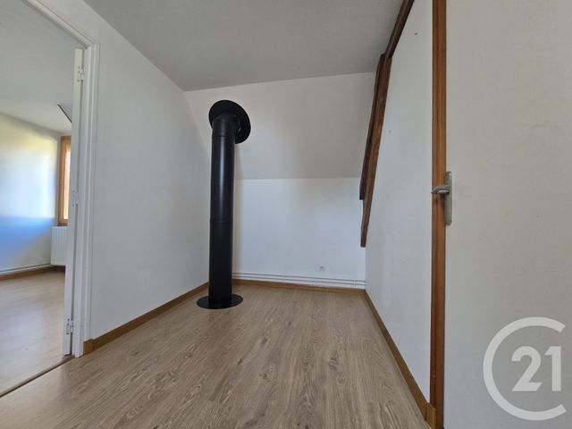 maison à louer - 4 pièces - 147.0 m2 - LA NEUVILLE VAULT - 60 - PICARDIE - Century 21 Immobilière Nord Picardie