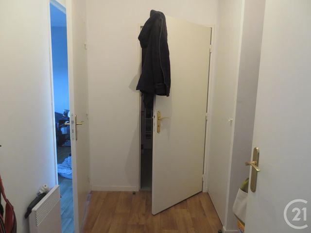 Appartement F2 à vendre - 2 pièces - 46.3 m2 - BEAUVAIS - 60 - PICARDIE - Century 21 Immobilière Nord Picardie