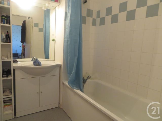 Appartement F2 à vendre - 2 pièces - 46.3 m2 - BEAUVAIS - 60 - PICARDIE - Century 21 Immobilière Nord Picardie