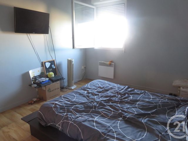 Appartement F2 à vendre - 2 pièces - 46.3 m2 - BEAUVAIS - 60 - PICARDIE - Century 21 Immobilière Nord Picardie