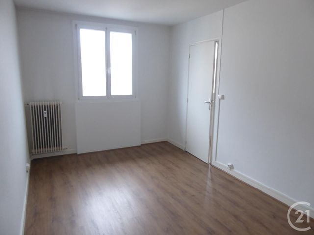 Appartement F2 à louer - 2 pièces - 44.28 m2 - BEAUVAIS - 60 - PICARDIE - Century 21 Immobilière Nord Picardie