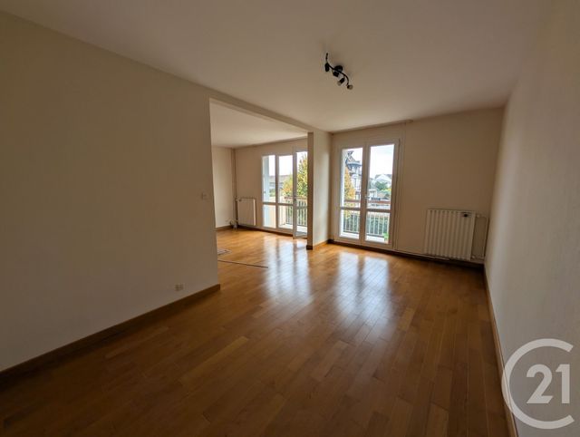 Appartement F5 à louer - 5 pièces - 99.0 m2 - BEAUVAIS - 60 - PICARDIE - Century 21 Immobilière Nord Picardie