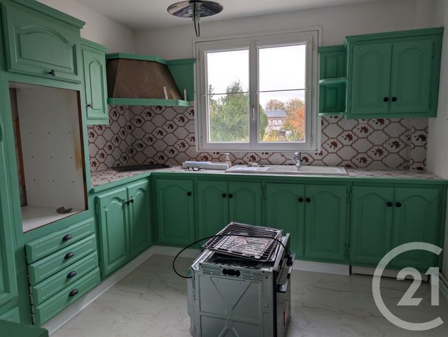 Appartement F5 à louer - 5 pièces - 99.0 m2 - BEAUVAIS - 60 - PICARDIE - Century 21 Immobilière Nord Picardie