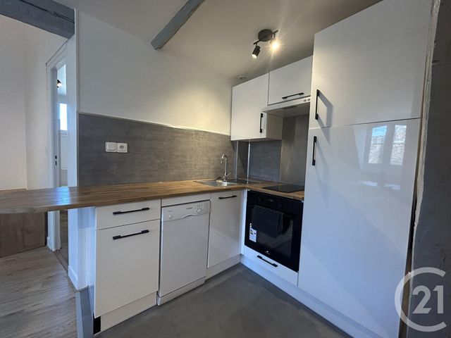 Appartement F1 à louer - 1 pièce - 27.5 m2 - BEAUVAIS - 60 - PICARDIE - Century 21 Immobilière Nord Picardie