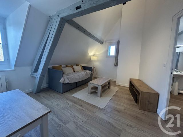 Appartement F1 à louer - 1 pièce - 27.5 m2 - BEAUVAIS - 60 - PICARDIE - Century 21 Immobilière Nord Picardie