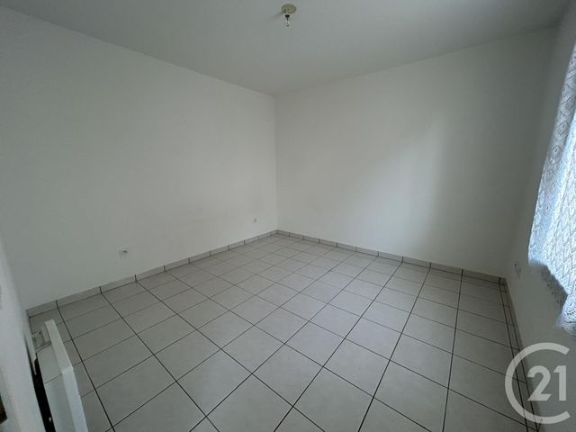 Appartement F2 à louer - 2 pièces - 40.7 m2 - BEAUVAIS - 60 - PICARDIE - Century 21 Immobilière Nord Picardie