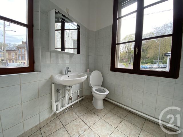 Appartement F2 à louer - 2 pièces - 48.91 m2 - BEAUVAIS - 60 - PICARDIE - Century 21 Immobilière Nord Picardie