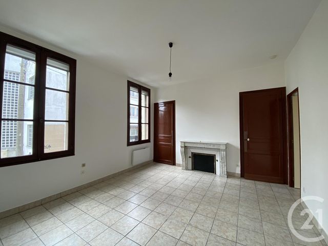 Appartement F2 à louer - 2 pièces - 48.91 m2 - BEAUVAIS - 60 - PICARDIE - Century 21 Immobilière Nord Picardie