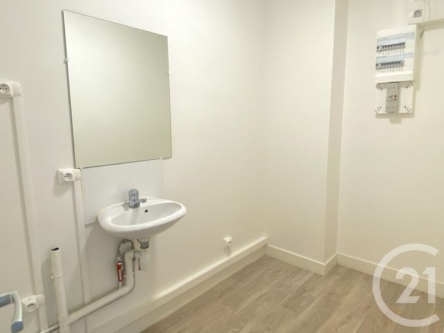 Appartement à vendre - 4 pièces - 88.0 m2 - BEAUVAIS - 60 - PICARDIE - Century 21 Immobilière Nord Picardie