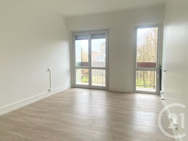 Appartement à vendre - 4 pièces - 88.0 m2 - BEAUVAIS - 60 - PICARDIE - Century 21 Immobilière Nord Picardie