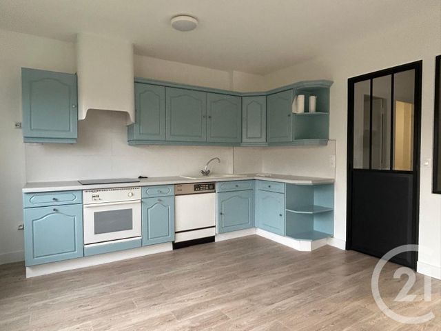 Appartement à vendre - 4 pièces - 88.0 m2 - BEAUVAIS - 60 - PICARDIE - Century 21 Immobilière Nord Picardie