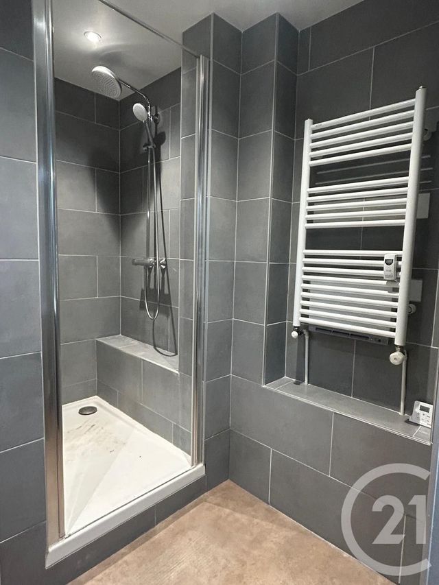 Appartement à vendre - 4 pièces - 88.0 m2 - BEAUVAIS - 60 - PICARDIE - Century 21 Immobilière Nord Picardie