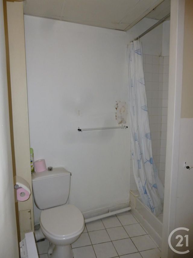 Appartement F1 à louer - 1 pièce - 35.32 m2 - BEAUVAIS - 60 - PICARDIE - Century 21 Immobilière Nord Picardie