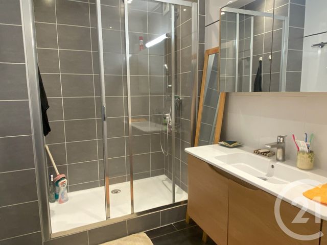 Appartement à vendre - 5 pièces - 124.47 m2 - BEAUVAIS - 60 - PICARDIE - Century 21 Immobilière Nord Picardie