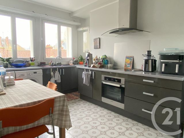 Appartement à vendre - 5 pièces - 124.47 m2 - BEAUVAIS - 60 - PICARDIE - Century 21 Immobilière Nord Picardie